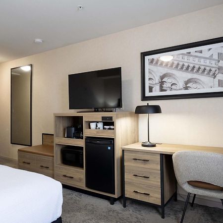 Sandman Hotel & Suites Winnipeg Airport Eksteriør billede