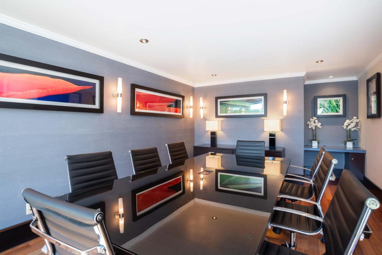 Sandman Hotel & Suites Winnipeg Airport Eksteriør billede